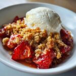 air fryer strawberry crisp winter dessert